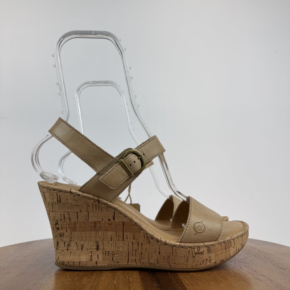New NWOB Womens Born Lenore Brown‎ Leather Cork Strappy Wedges Sandals Size 10 M